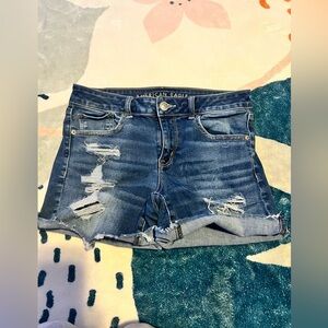American Eagle MIDI shorts